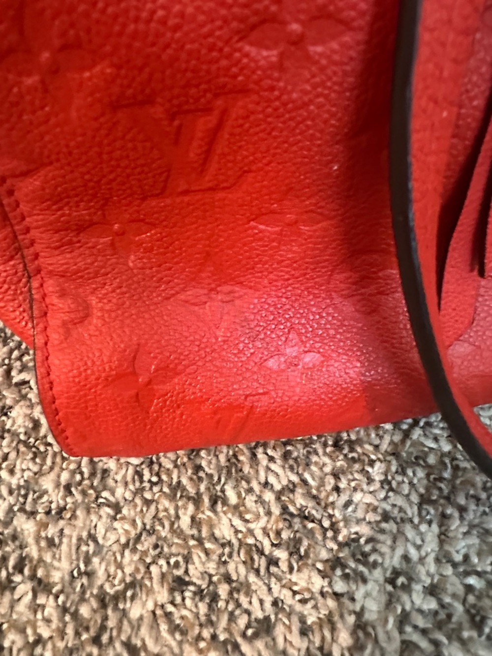Louis Vuitton Lumineuse Empreinte Red Orient Leather Tote with Gold Hardware - Picture 12 of 16